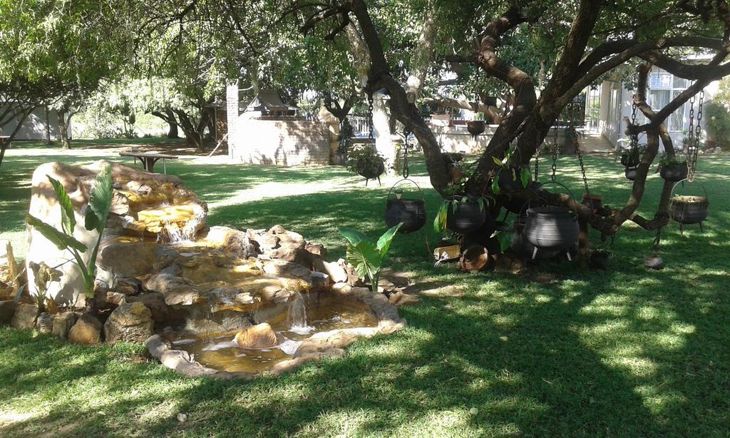 Black Swan Guest House Boshoek Екстериор снимка