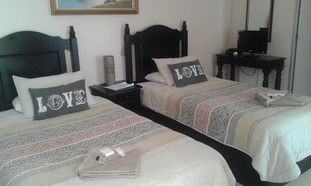 Black Swan Guest House Boshoek Екстериор снимка